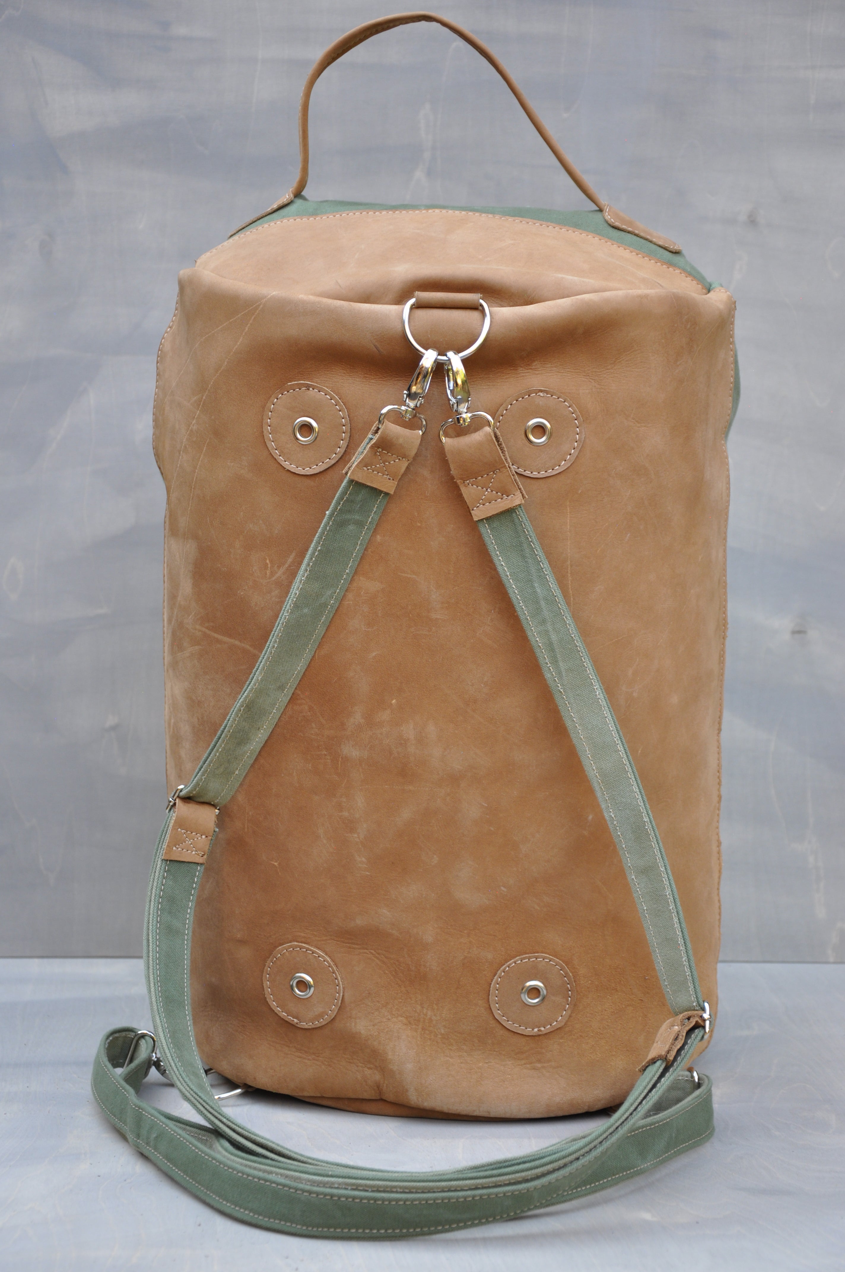 Travel Duffle - (Green / Tan)