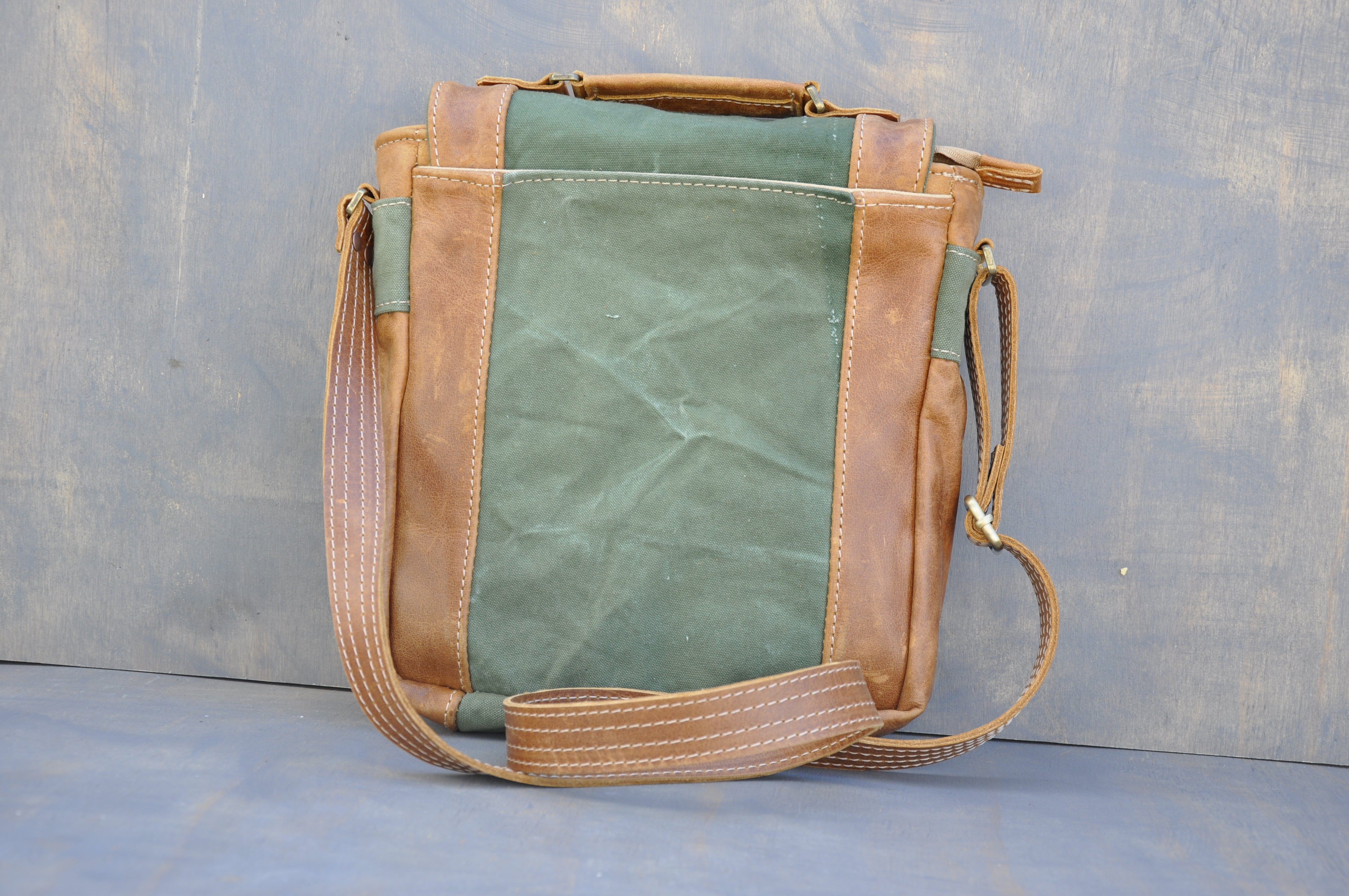 De La Rey satchel (Reclaimed Canvas & Leather)
