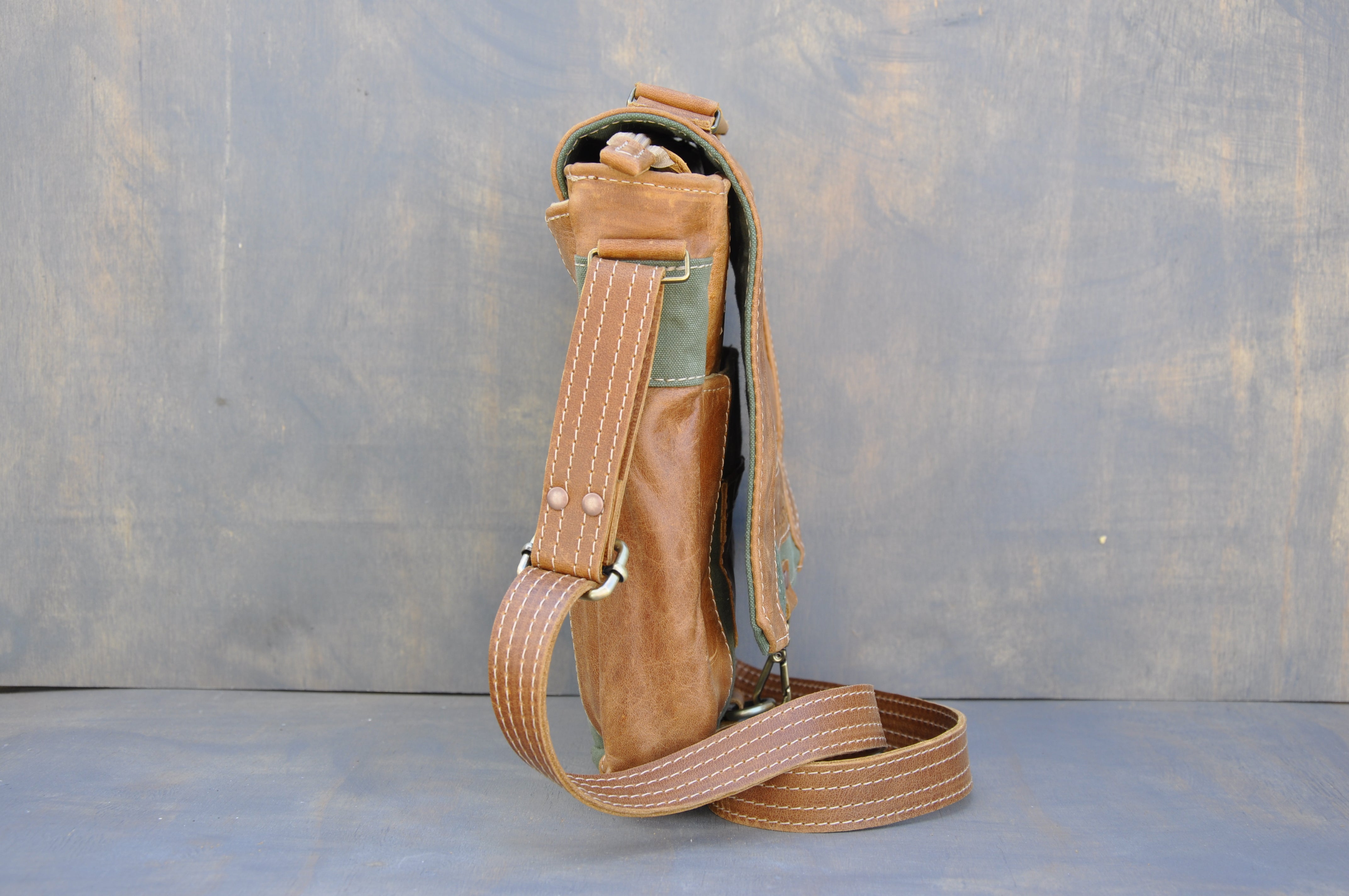 De La Rey satchel (Reclaimed Canvas & Leather)