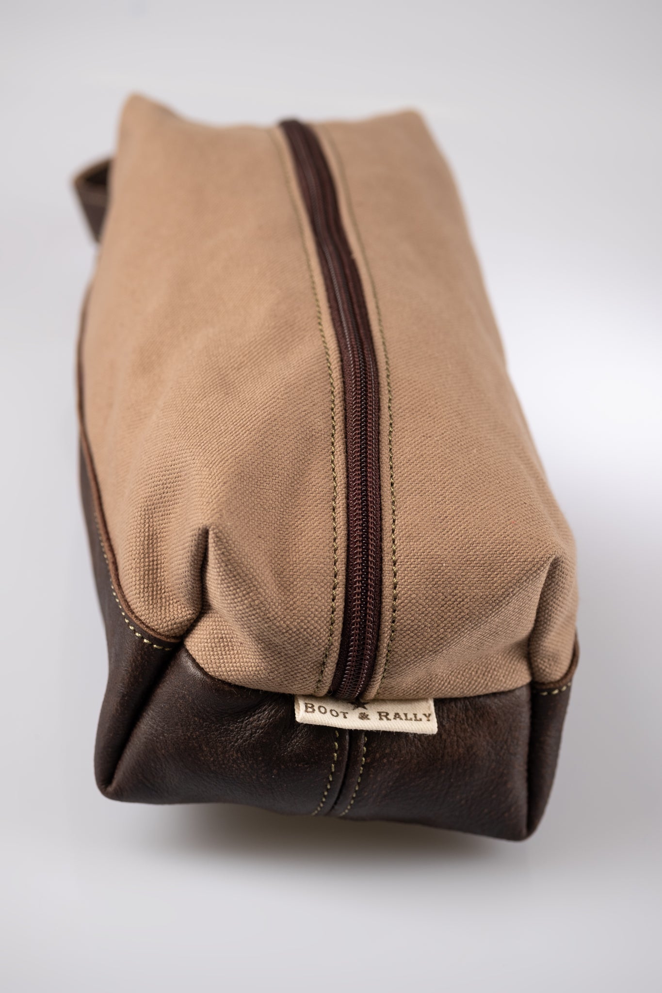 Toiletry bag - Canvas & Leather (Beige / Buffed Brown)