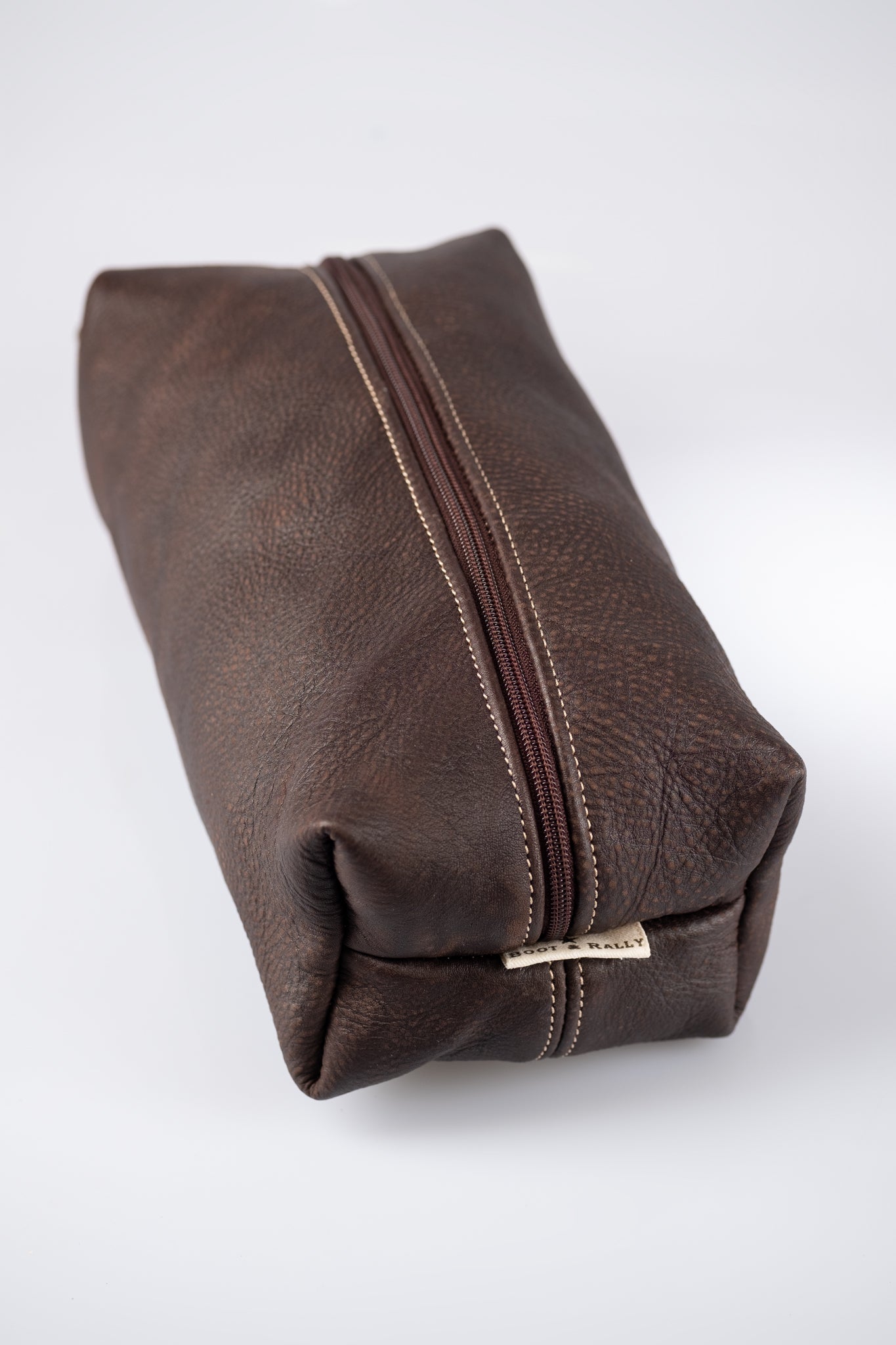 Toiletry bag- Full leather (Buffed Brown)