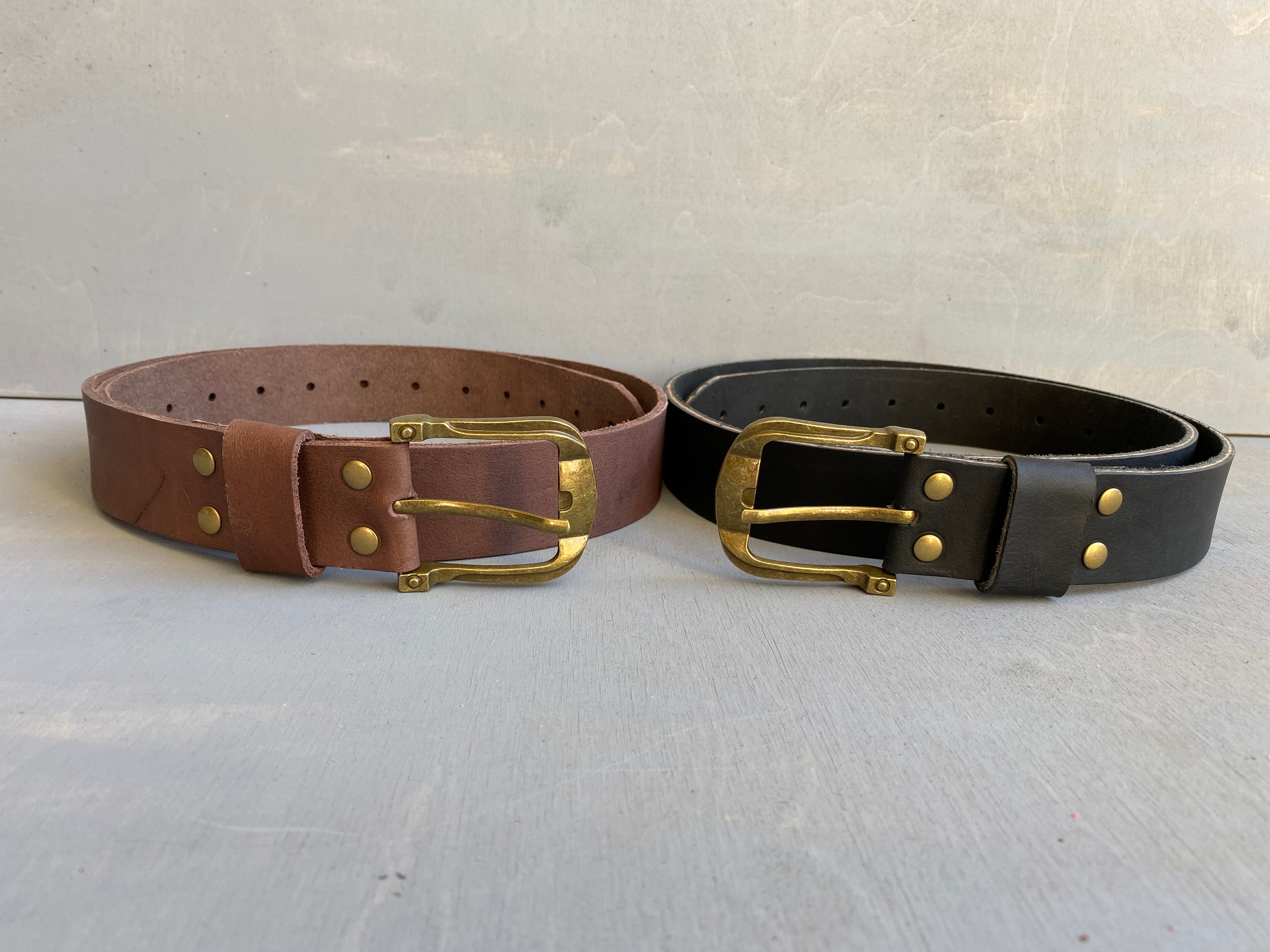 Mens leather belts