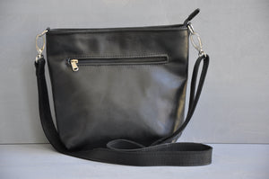 Cecilia Crossbody  bag ( Black)