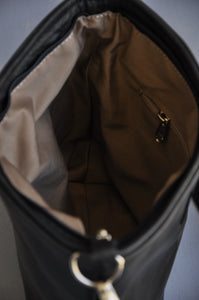 Cecilia Crossbody  bag ( Black)