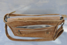 Load image into Gallery viewer, Stapleton Men&#39;s laptop bag