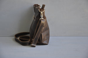 Cecilia Crossbody  bag ( choc brown)