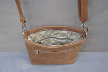 Load image into Gallery viewer, Cecilia Crossbody bag (Colour options Diesel toffee, green and Tan)