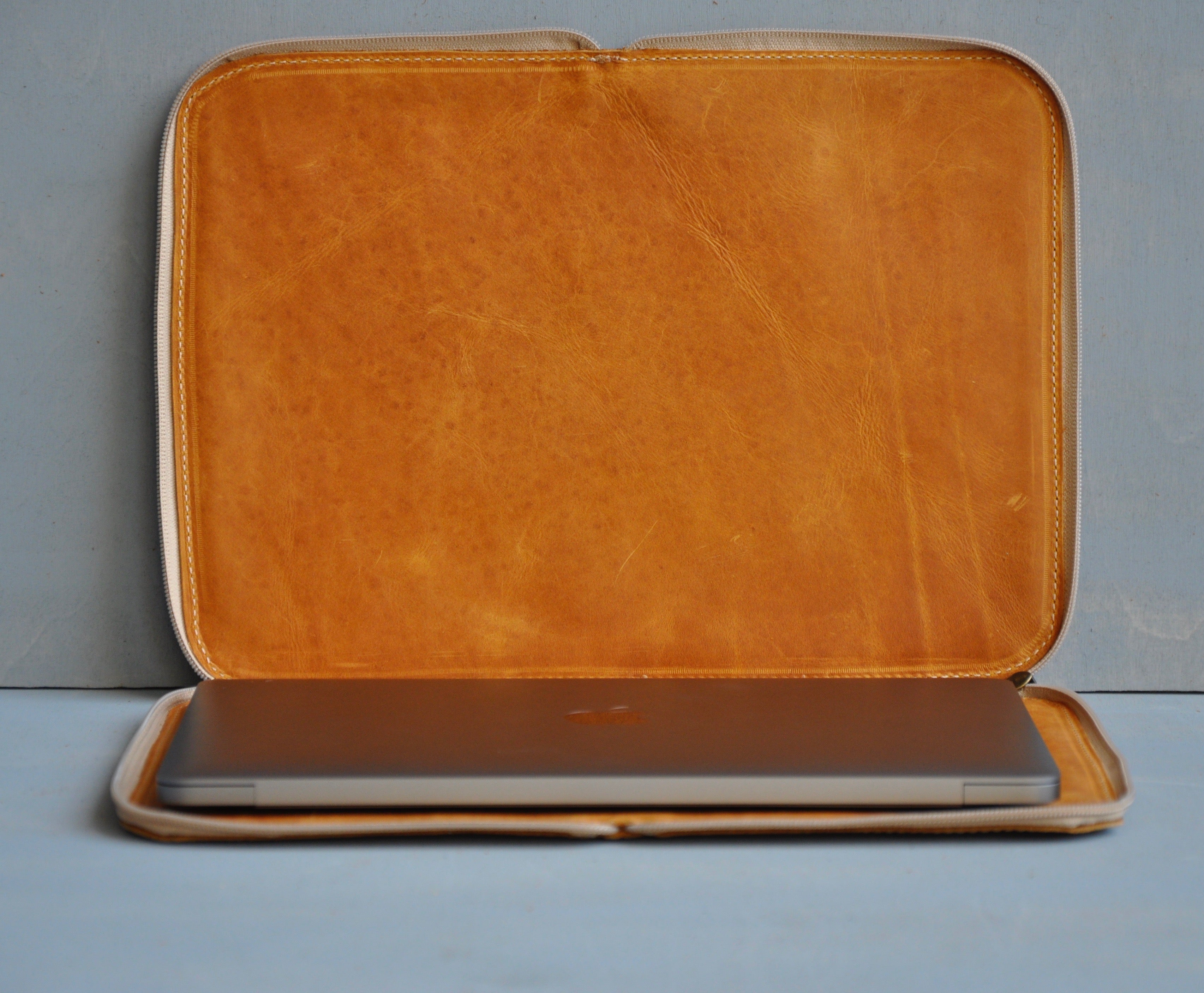 Orange laptop sleeve best sale