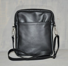 Load image into Gallery viewer, Mens satchel - Swagger - Black