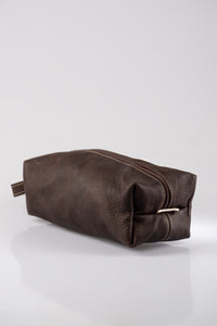 Toiletry bag- Full leather (Buffed Brown)