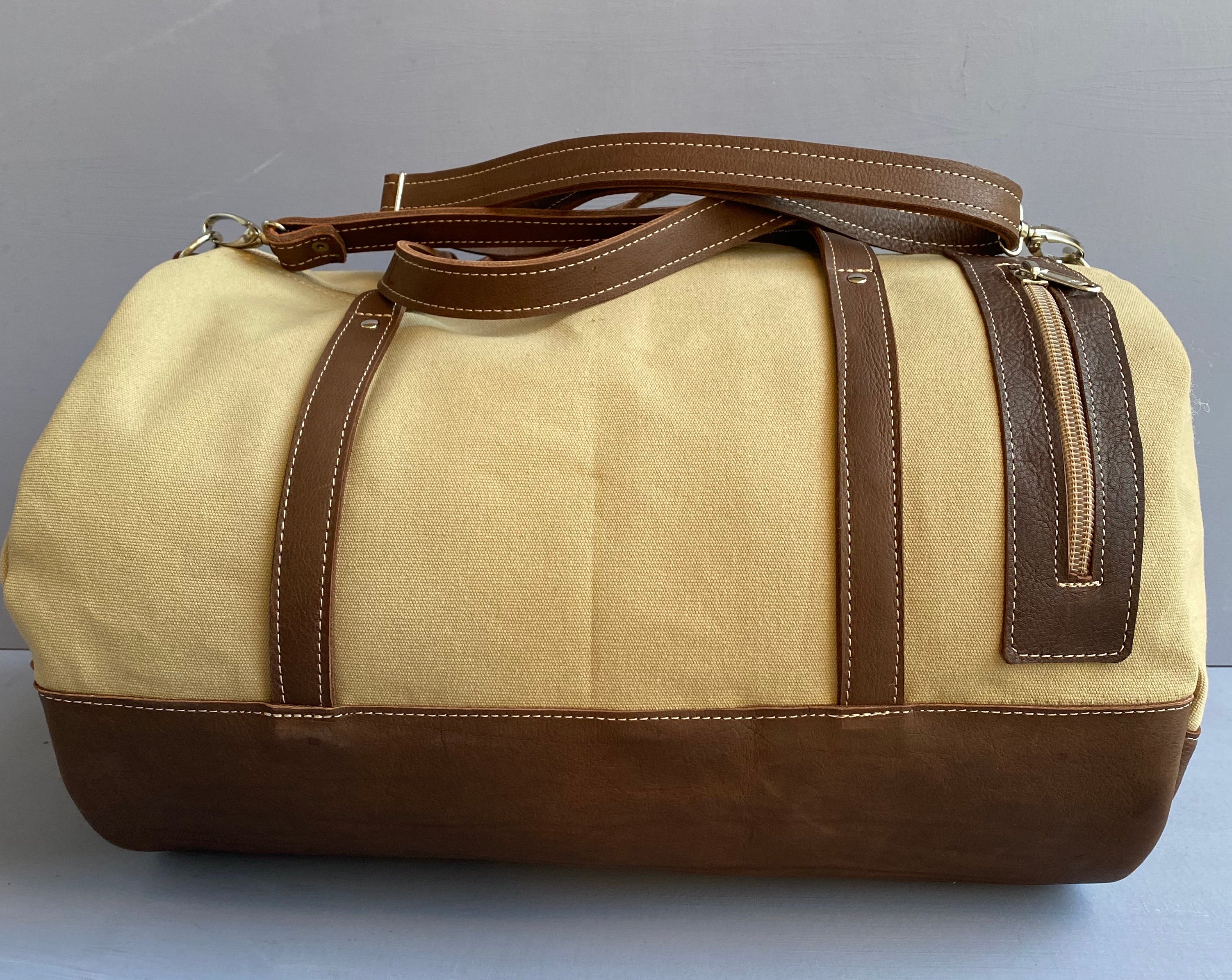 Safari Duffle ( Beige )