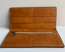 Load image into Gallery viewer, Large Folding Wallet ( Diesel Toffee )